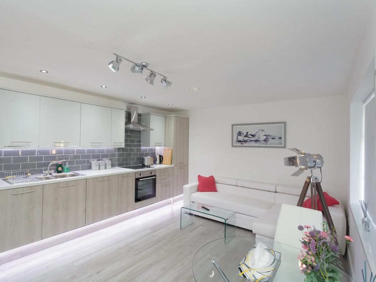 Live In Leeds Greenhill Bungalows Экстерьер фото