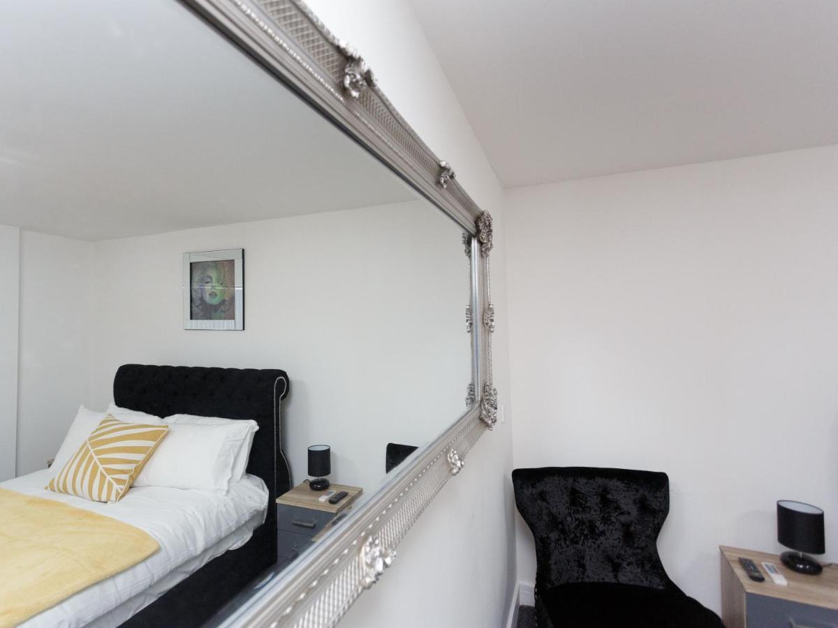 Live In Leeds Greenhill Bungalows Экстерьер фото