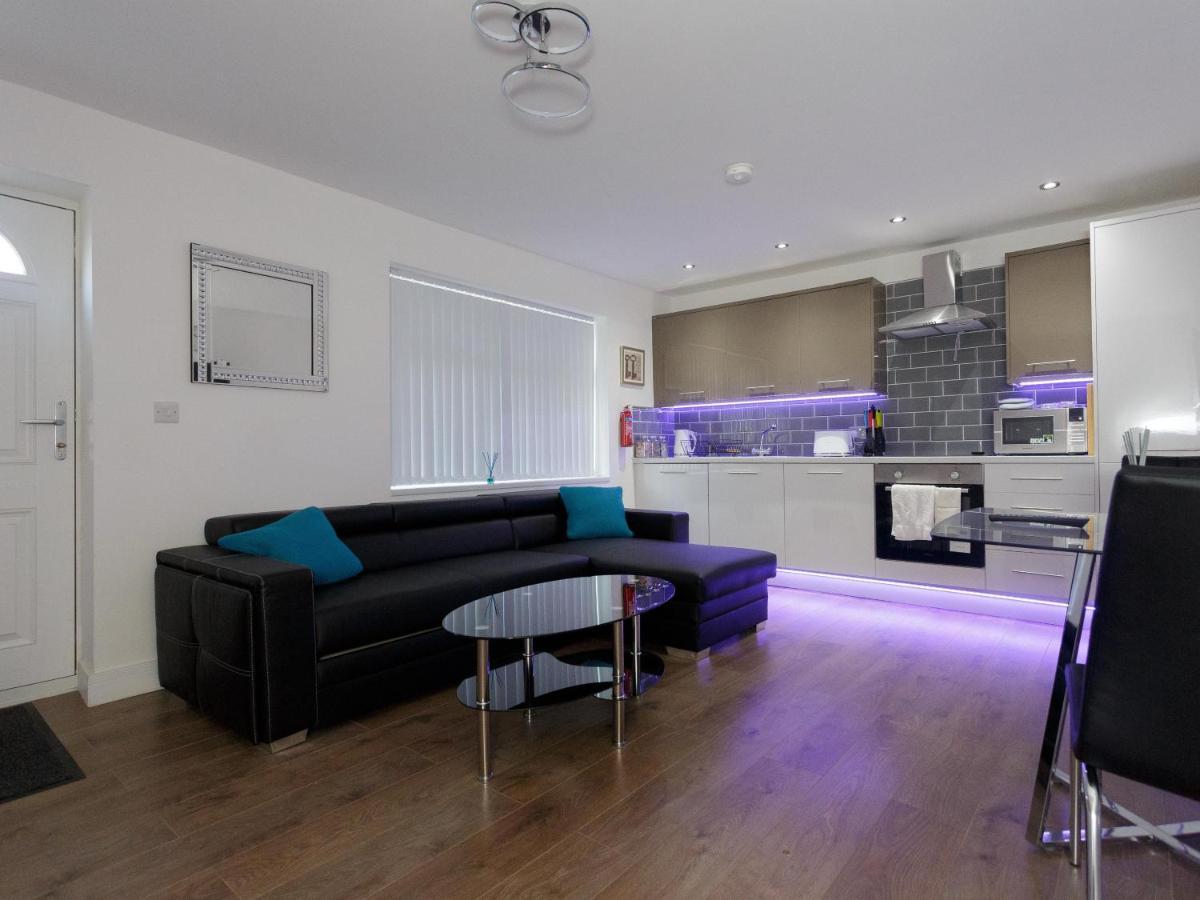 Live In Leeds Greenhill Bungalows Экстерьер фото