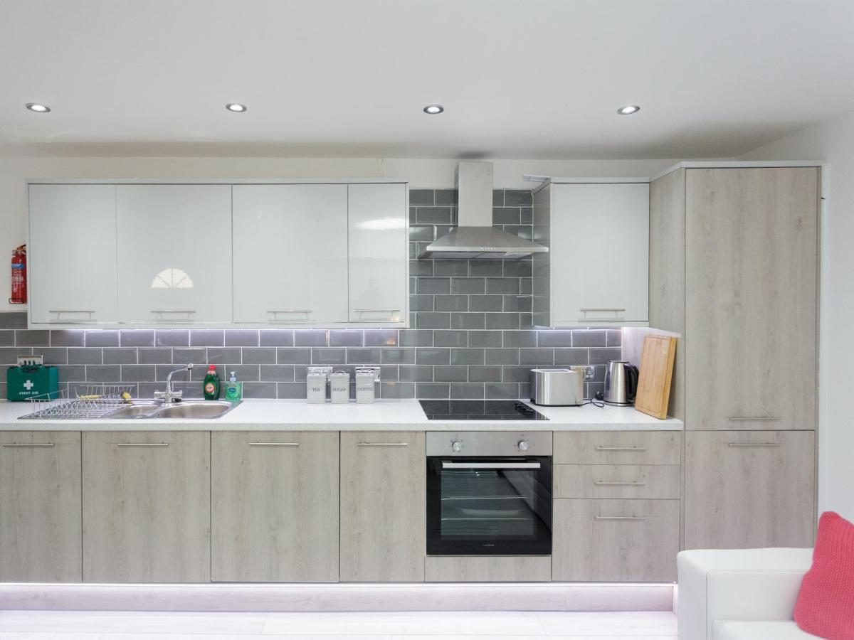 Live In Leeds Greenhill Bungalows Экстерьер фото
